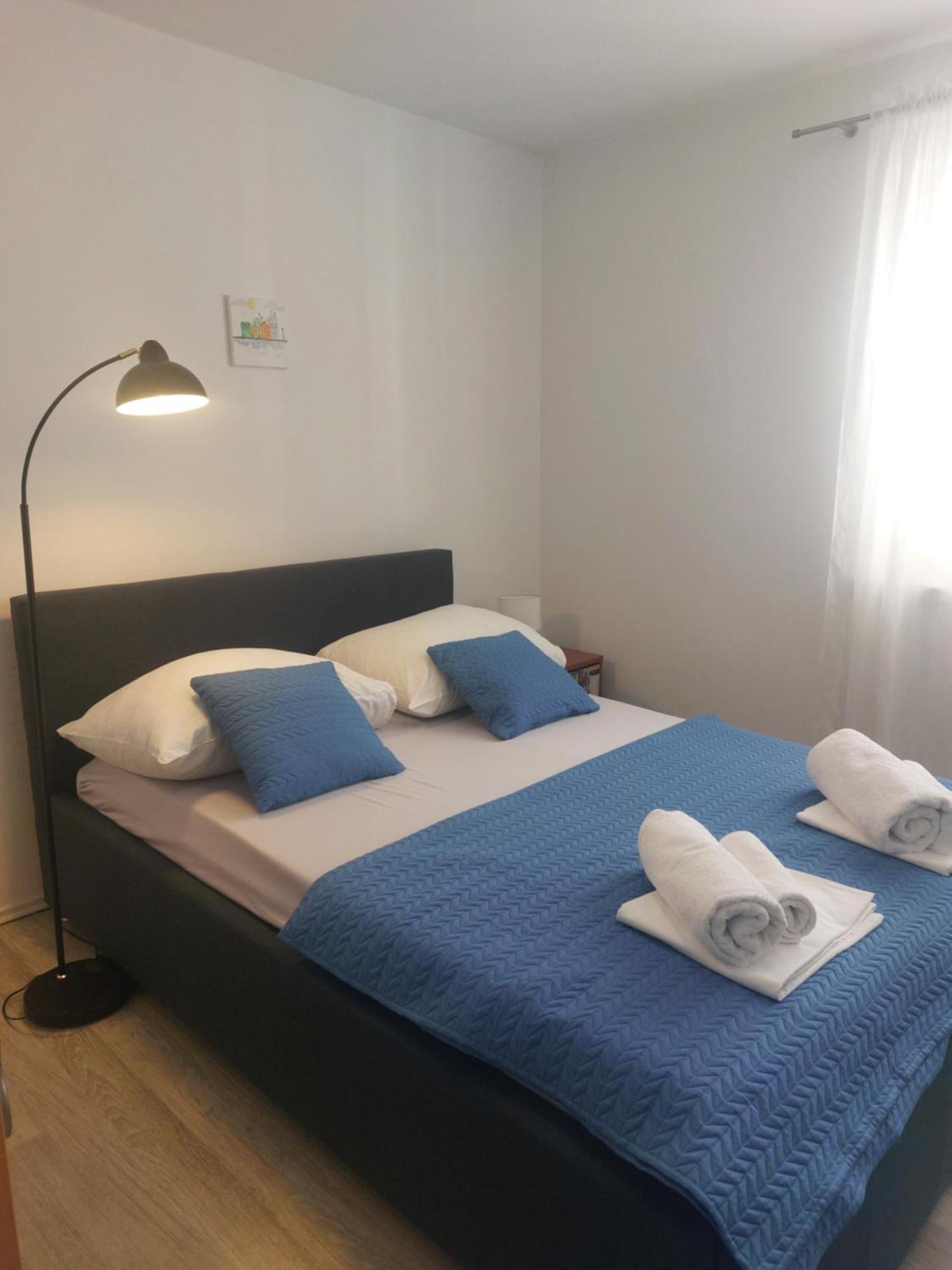 Apartment "None" Makarska Eksteriør billede